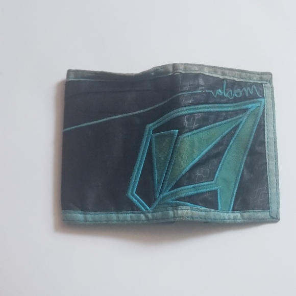 Volcom Other - 💚Volcom mens wallet